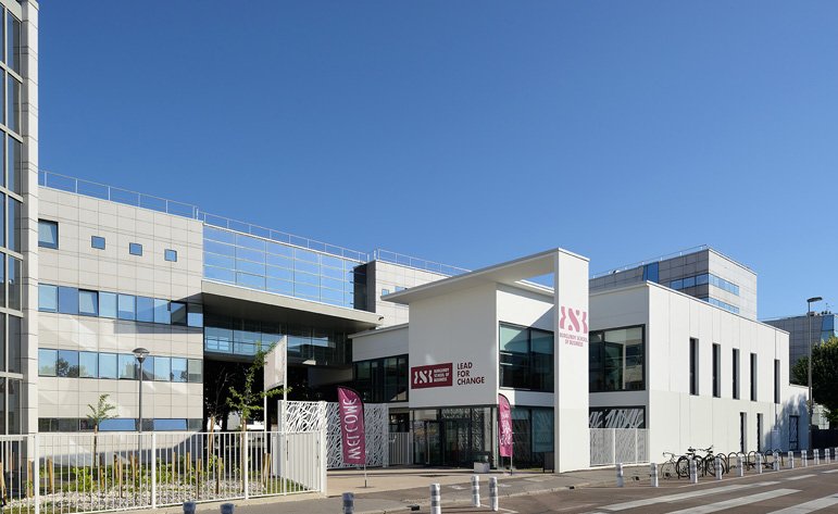 Campus de Burgundy School of Business