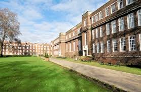 Campus de European Business School Paris - GA Education Group
